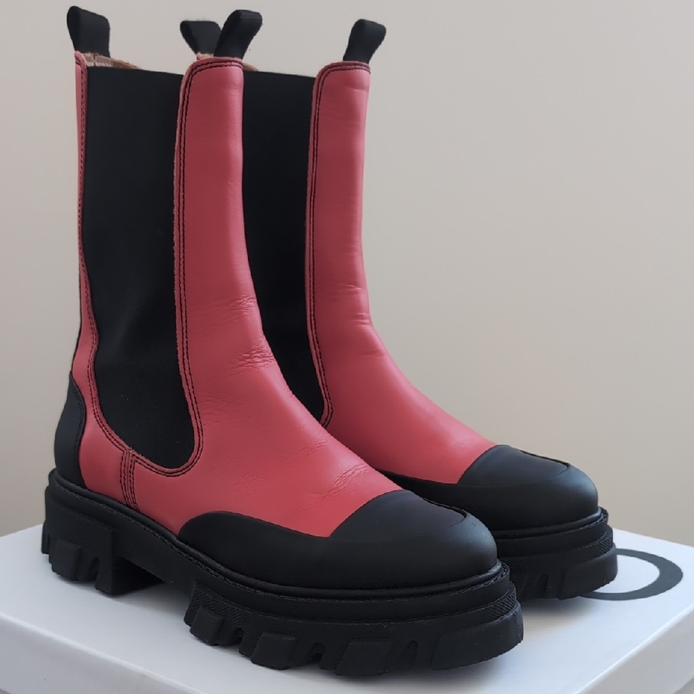 GANNI Black And Red/ Poppy Chelsea Boot EU 41 (Women's 10-10.5)